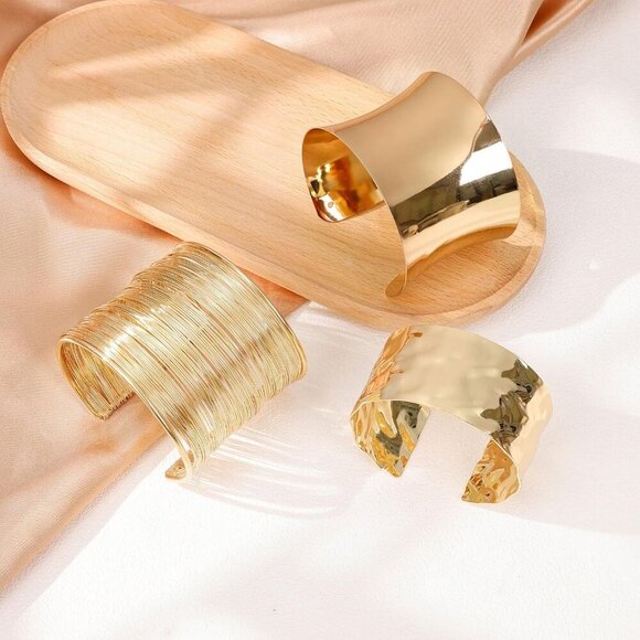 Brand New Gold Wide Chunky Bangle Set for Women Stylish Jewelry - Picture 2 of 6